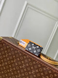 Louis Vuitton LV M26075 Pocket Organizer LW10004