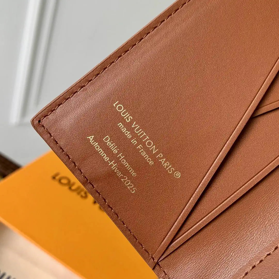 Louis Vuitton LV M26075 Pocket Organizer LW10004
