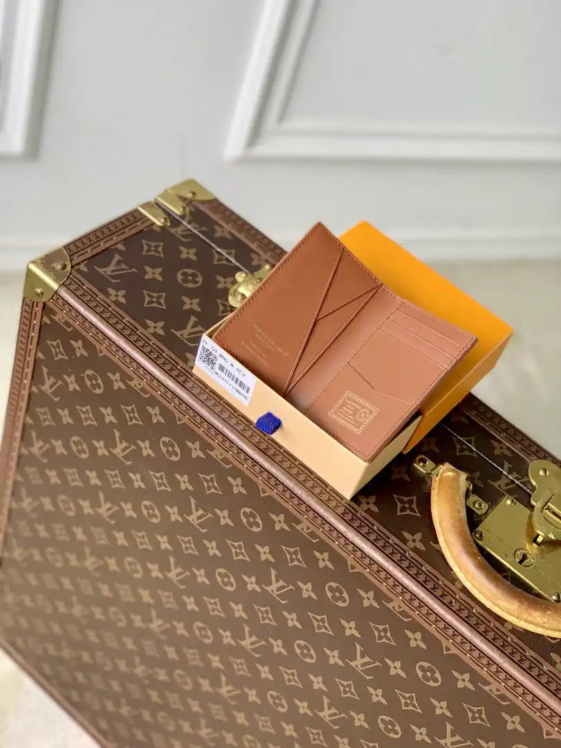 Louis Vuitton LV M26078 Pocket Organizer LW10007