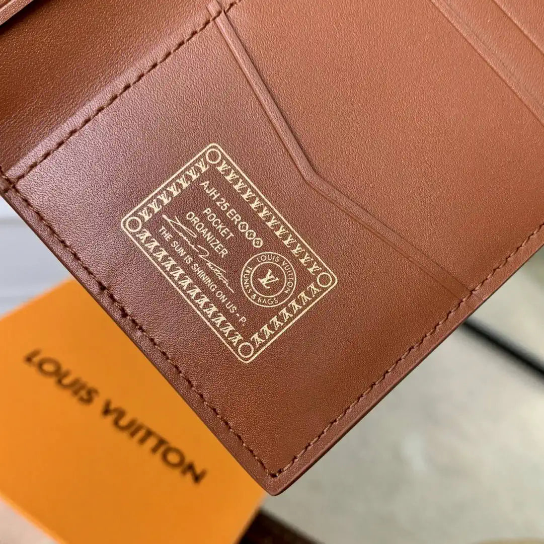 Louis Vuitton LV M26079 Pocket Organizer LW10008