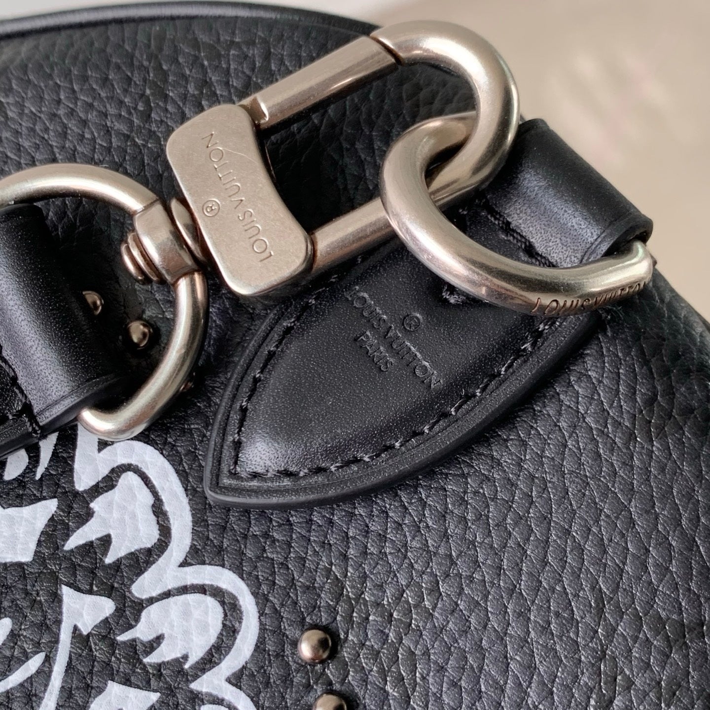 Louis Vuitton  LV M26176 Speedy P9 Bandoulière 30 Jackets Black - Default Title - View 7