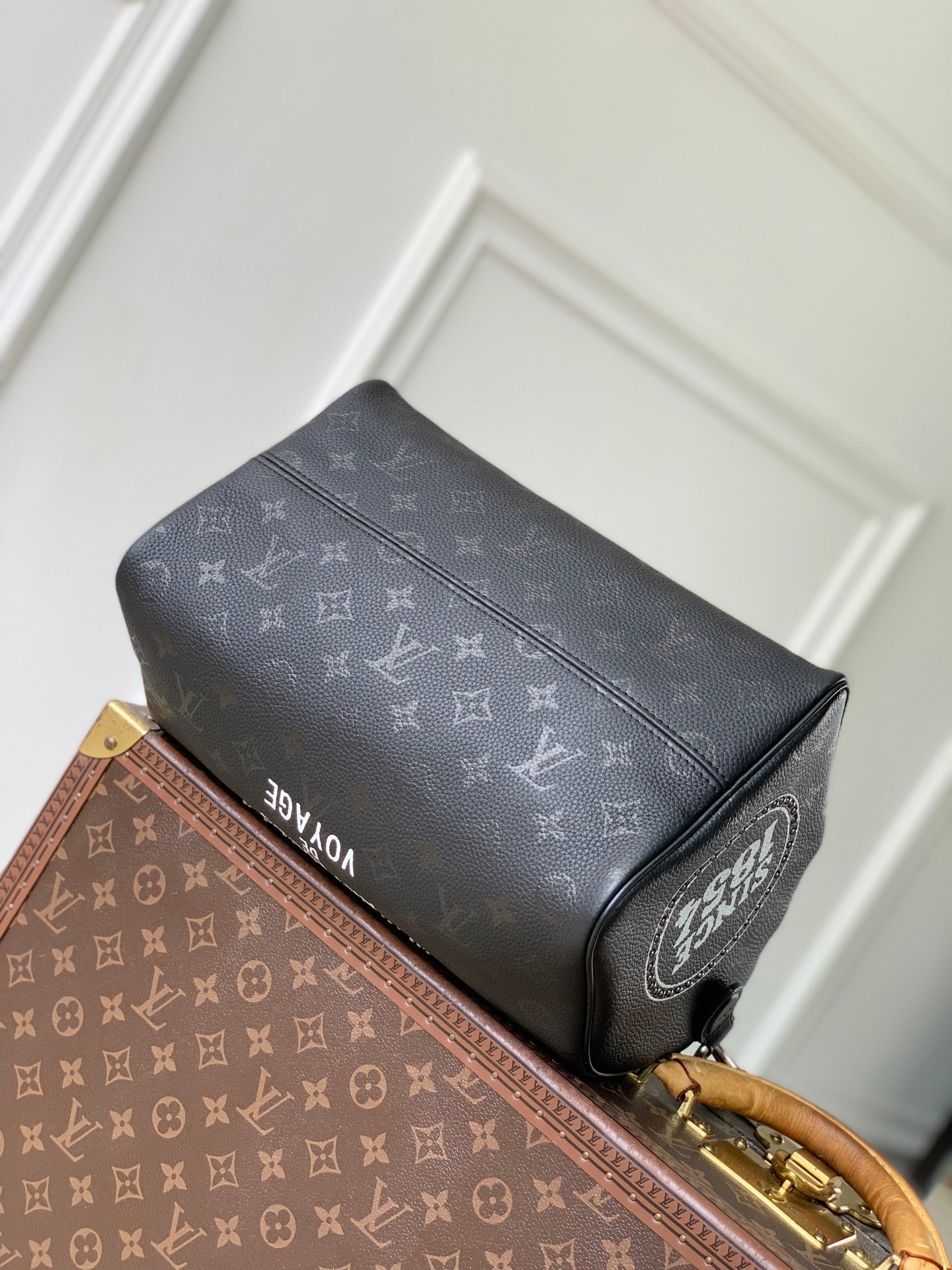 Louis Vuitton LV M26180 Speedy P9 Bandoulière 30 Jackets Black - Default Title - View 4