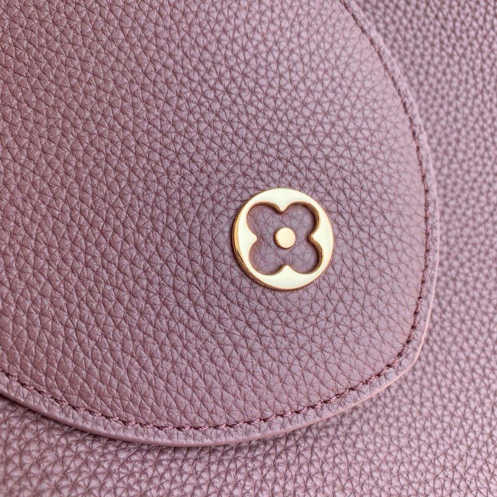 Louis Vuitton LV M26259 Capucines GM Bag Claret