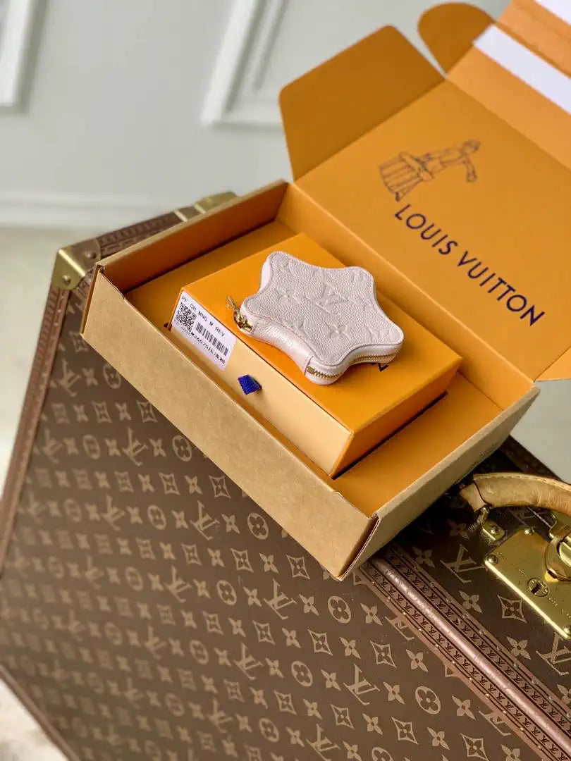 Louis Vuitton LV M26575 Spark Purse Wallet Pearl powder Monogram Empreinte