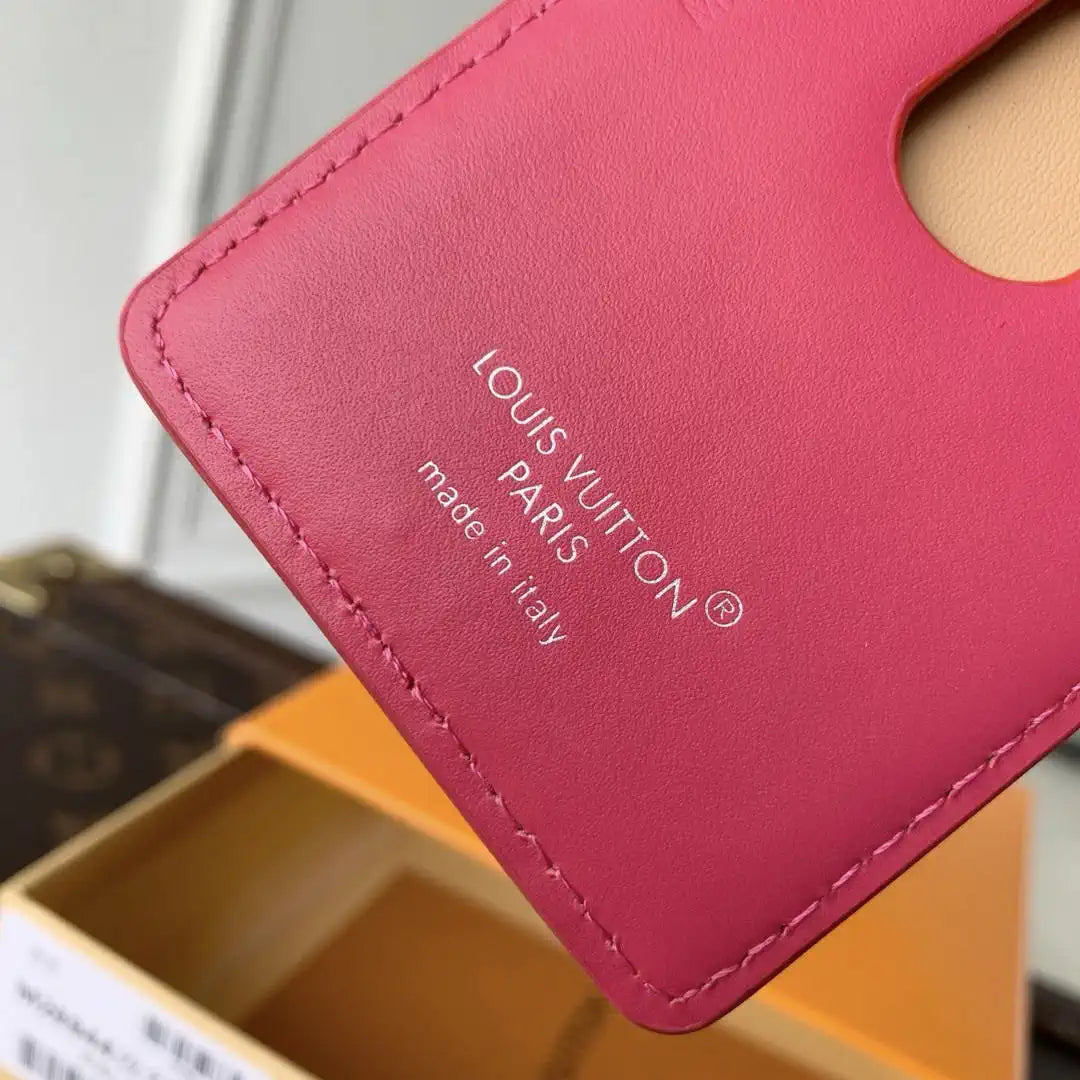 Louis Vuitton LV M26944 Magnetic Card Holder Monogram Heritage Rose Red