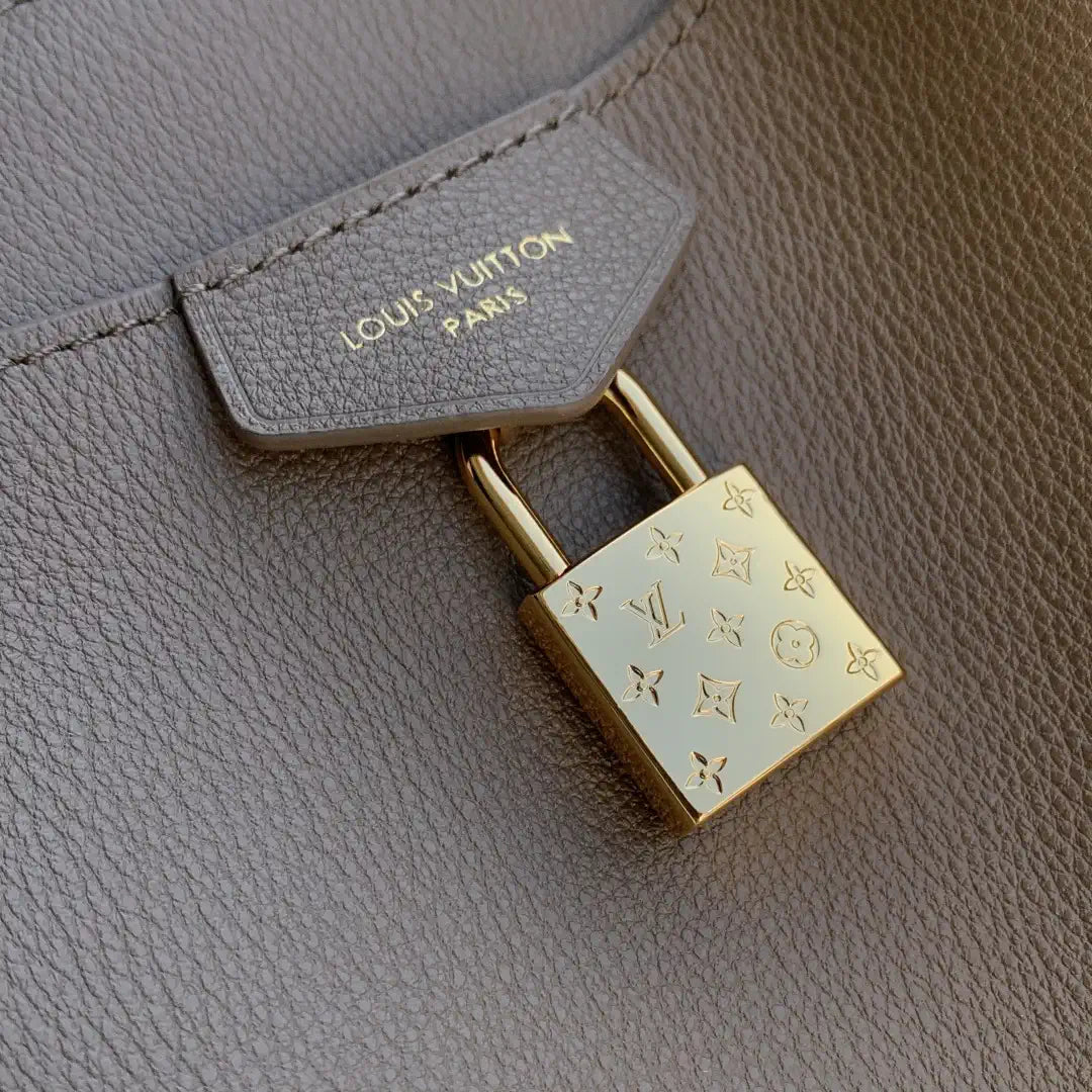 Louis Vuitton LV M27040 Vendome PM Taupe
