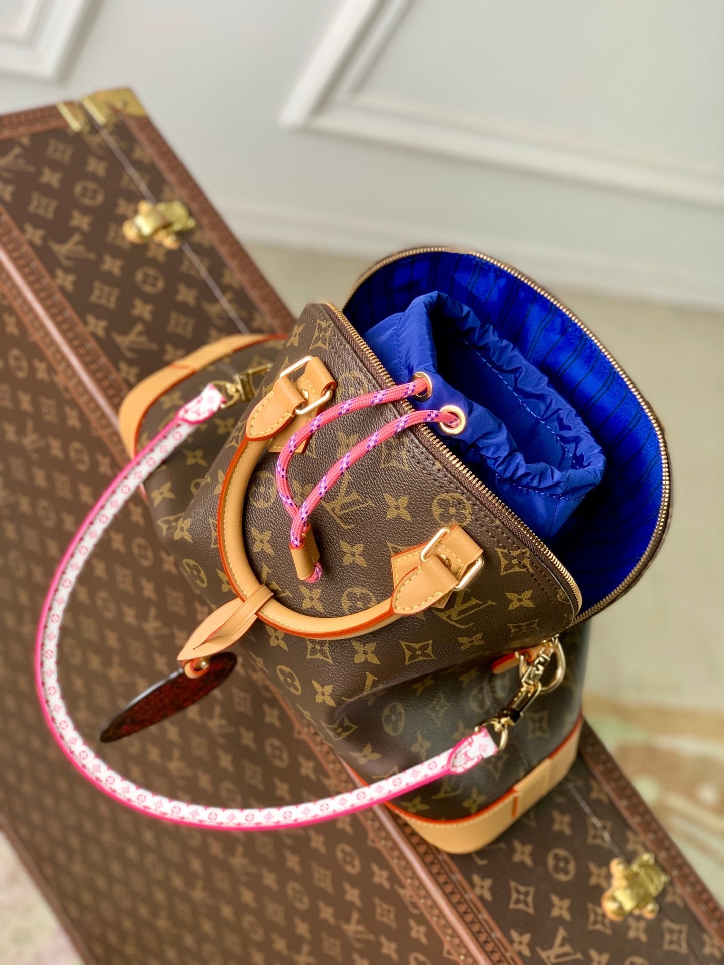 Louis Vuitton  LV M27327 Alma MM Bag Monogram Blue