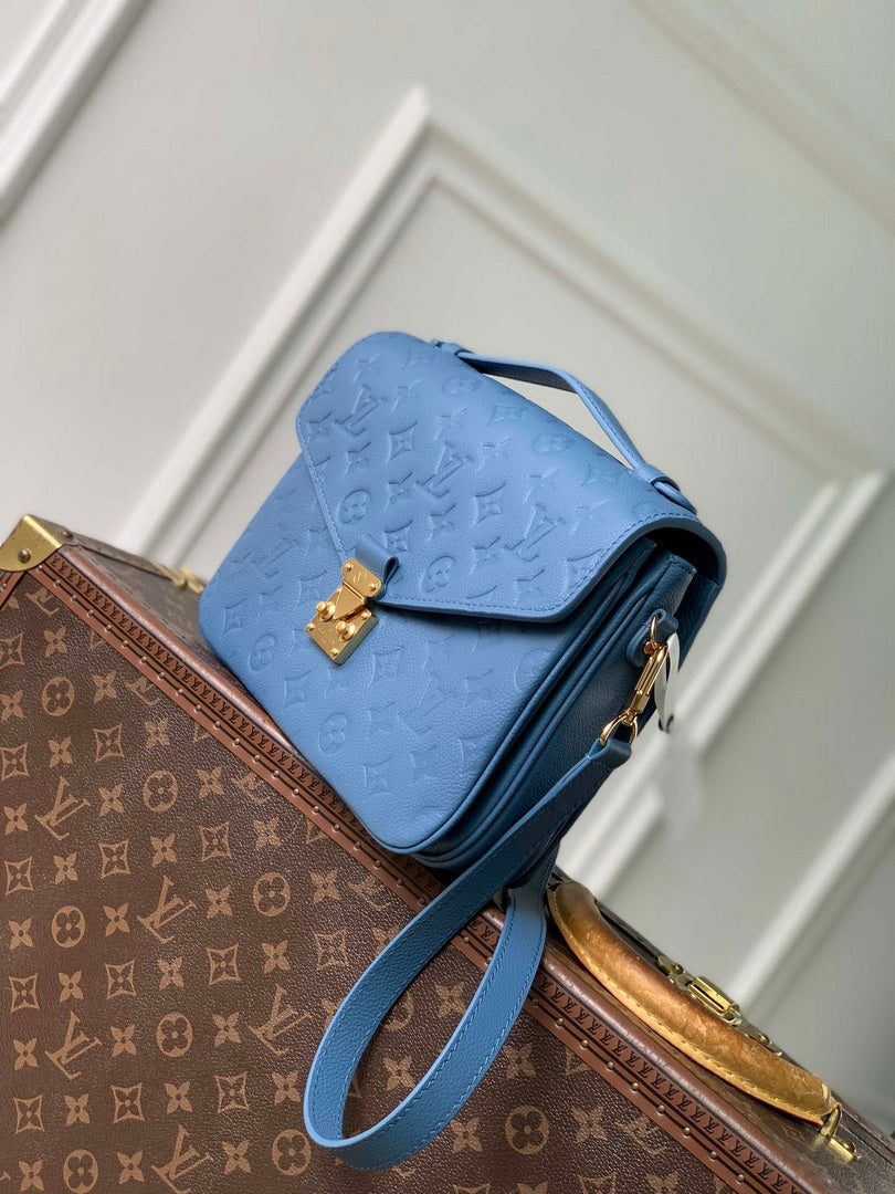 Louis Vuitton LV M27357 Pochette M¨¦tis Bag Blue Jean