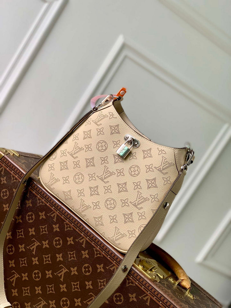 Louis Vuitton LV M27459 All Around PM Bag Quartz