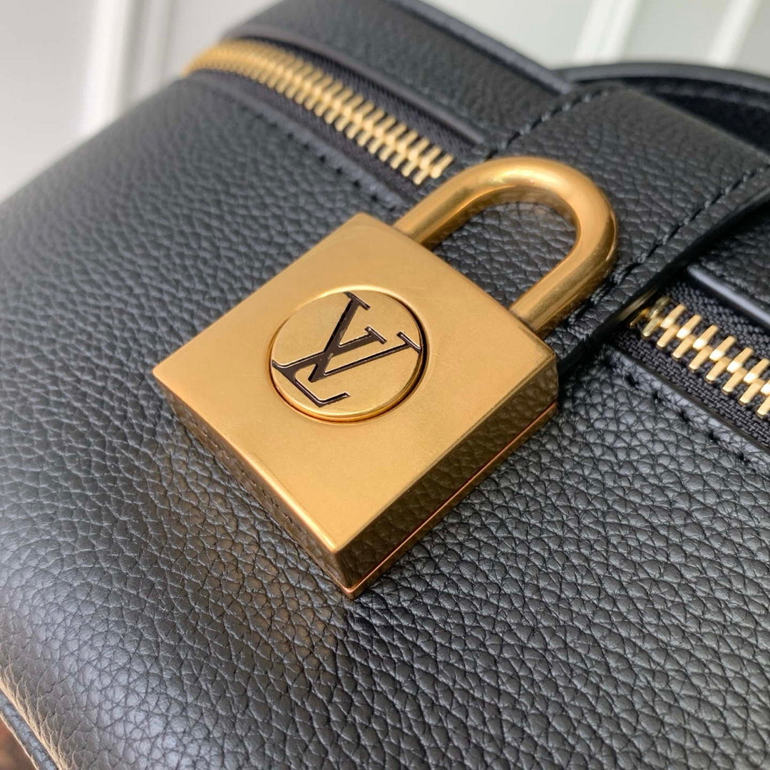 Louis Vuitton LV M27505 Low Key Vanity Pouch Black