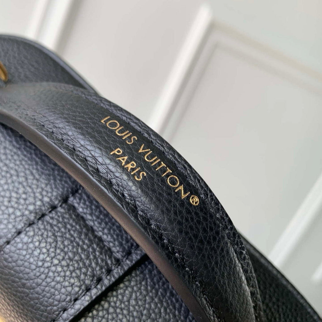 Louis Vuitton LV M27505 Low Key Vanity Pouch Black