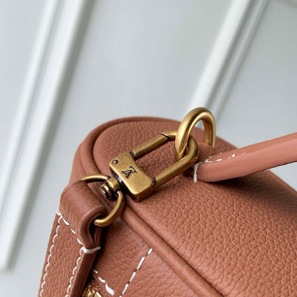 Louis Vuitton LV M27505 Low Key Vanity Pouch Cognac