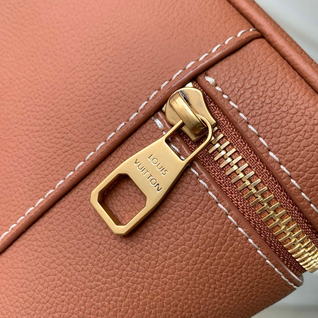 Louis Vuitton LV M27505 Low Key Vanity Pouch Cognac