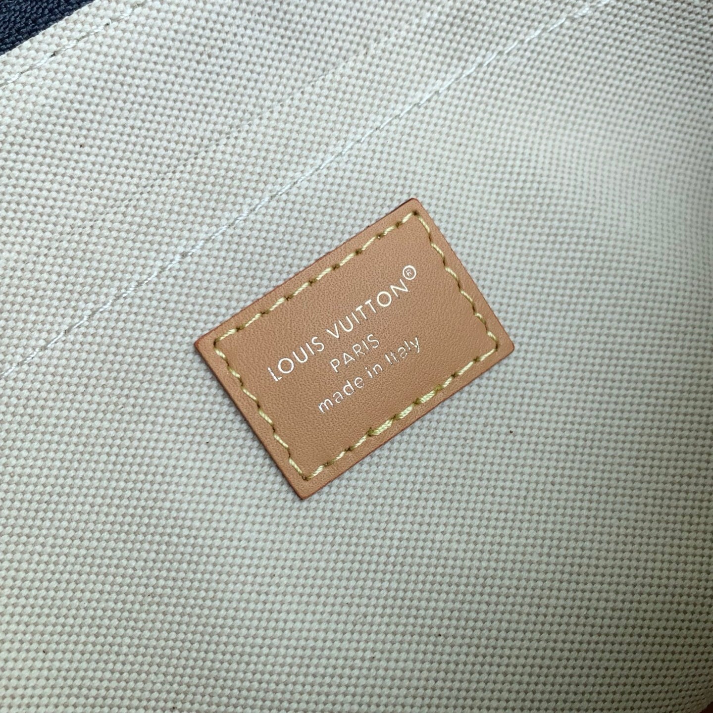 Louis Vuitton LV M27559 Pochette Voyage Souple Bag Blue - Default Title - View 8