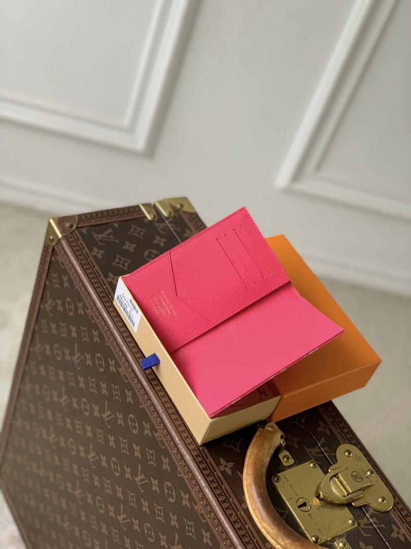 Louis Vuitton LV M27612 Passport Cover Other Monogram Canvas Rose Red