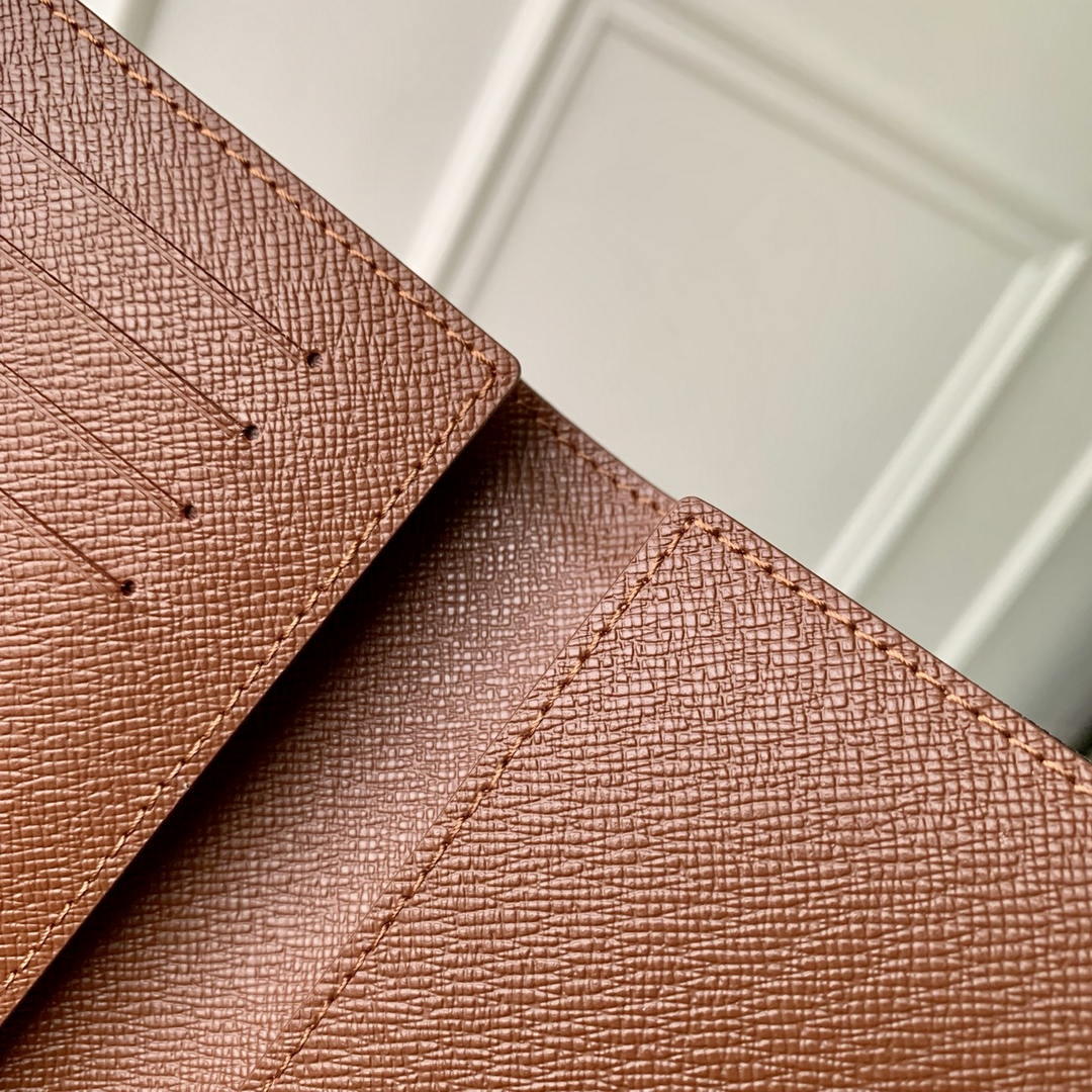 Louis Vuitton LV M27612 Passport Cover Other Monogram Canvas  Coffe Brown