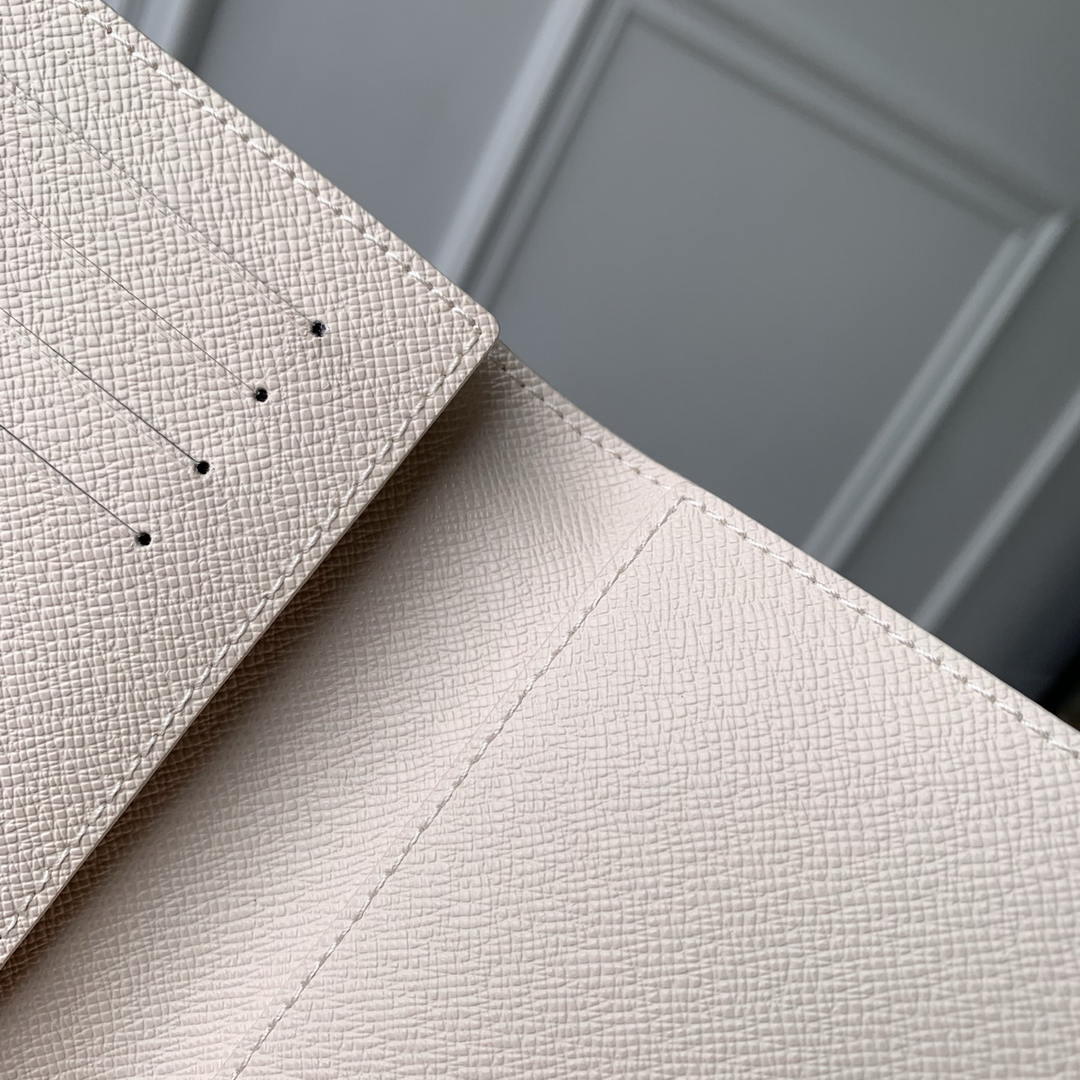 Louis Vuitton LV M27612 Passport Cover Other Monogram Canvas Beige