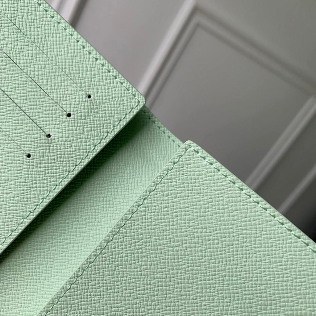 Louis Vuitton LV M27612 Passport Cover Other Monogram Canvas Green