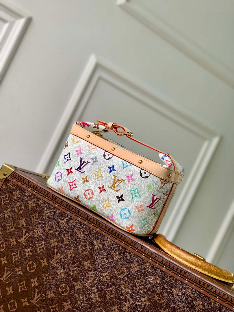 Louis Vuitton LV M27900 LV x TM Cruiser Toiletry Bag Multicolored