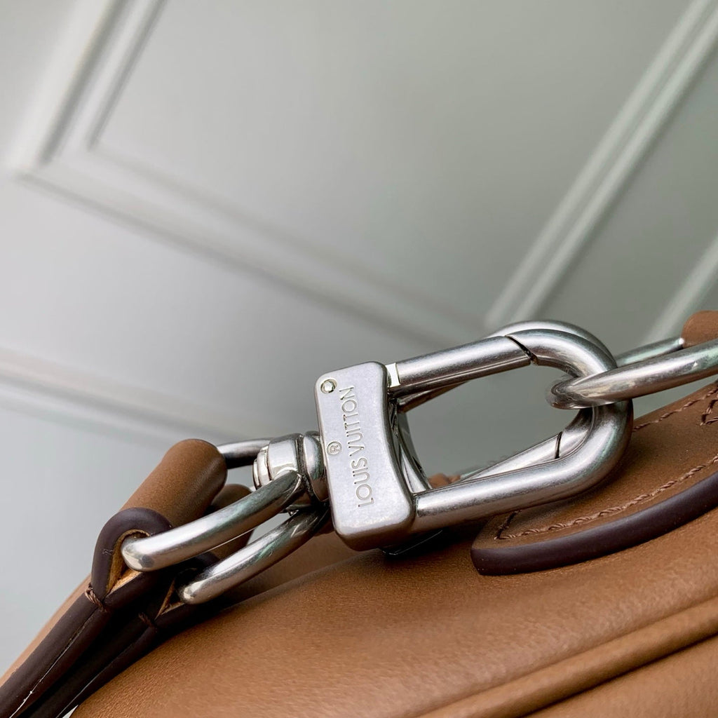 Louis Vuitton LV M27999 Nil Small Bag Caramel