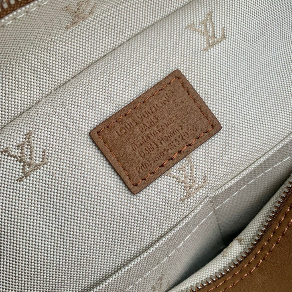 Louis Vuitton LV M27999 Nil XL Bag Caramel