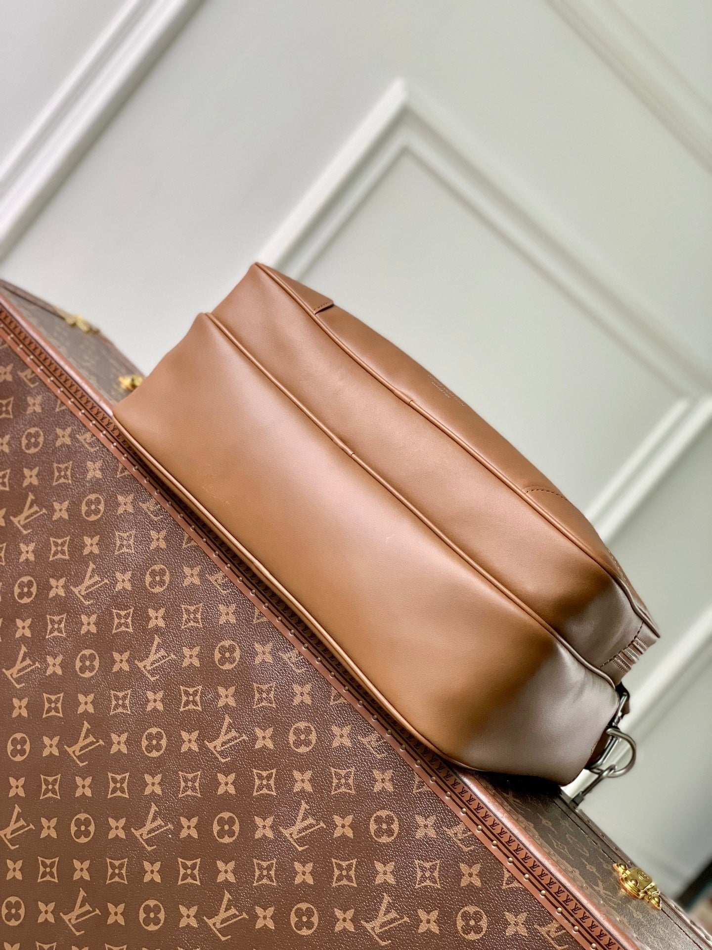 Louis Vuitton LV M27999 Nil XL Bag Caramel