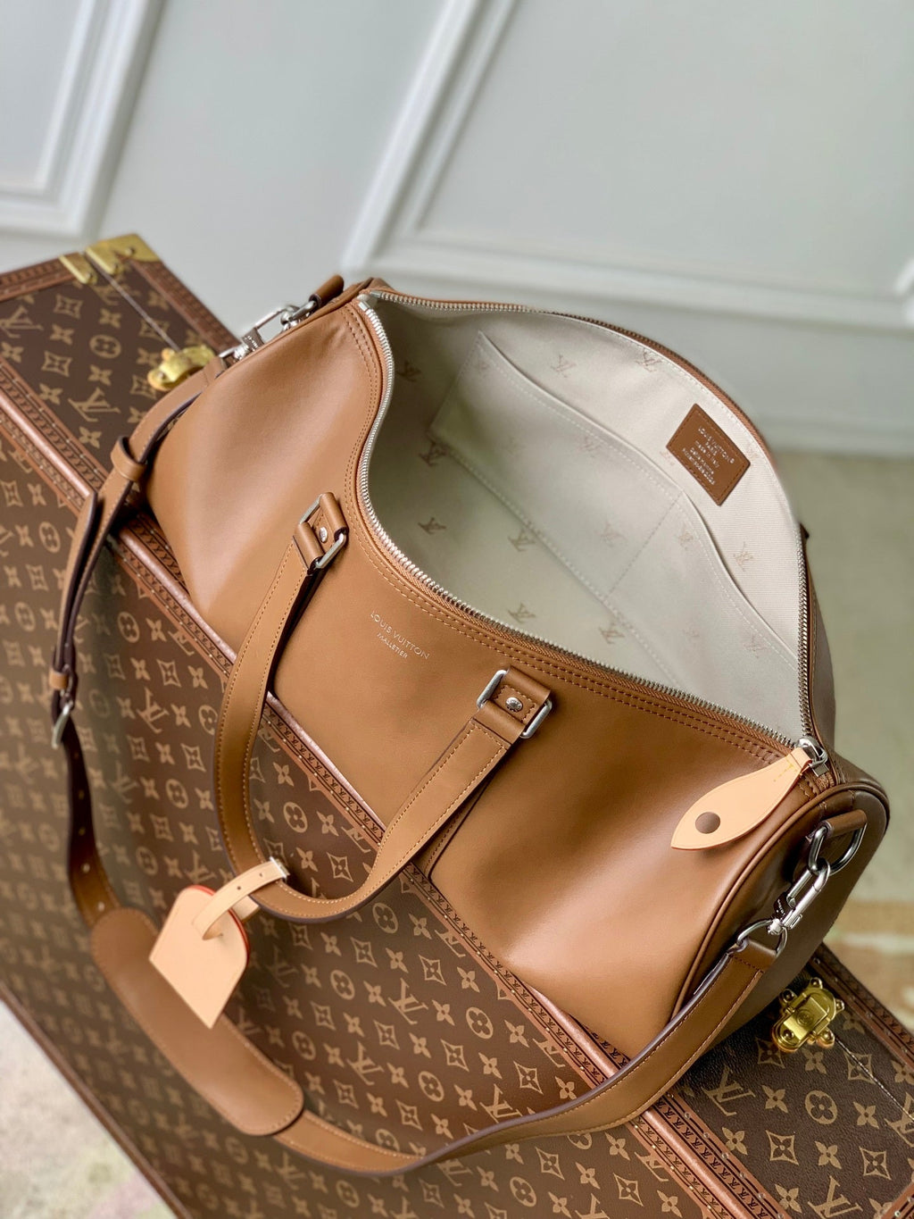 Louis Vuitton LV M28000 Needle Bag Caramel