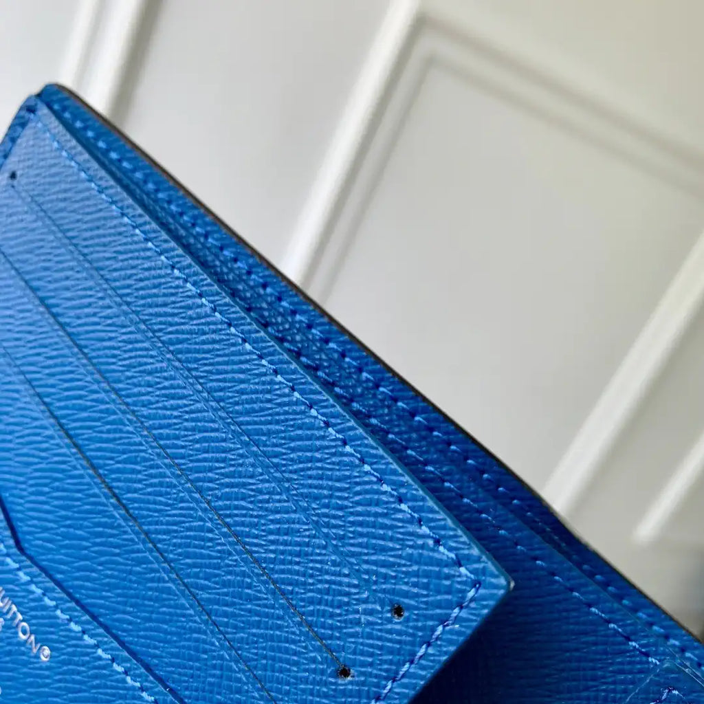 Louis Vuitton LV M28006 Gradient Blue HULTlPLE Wallet