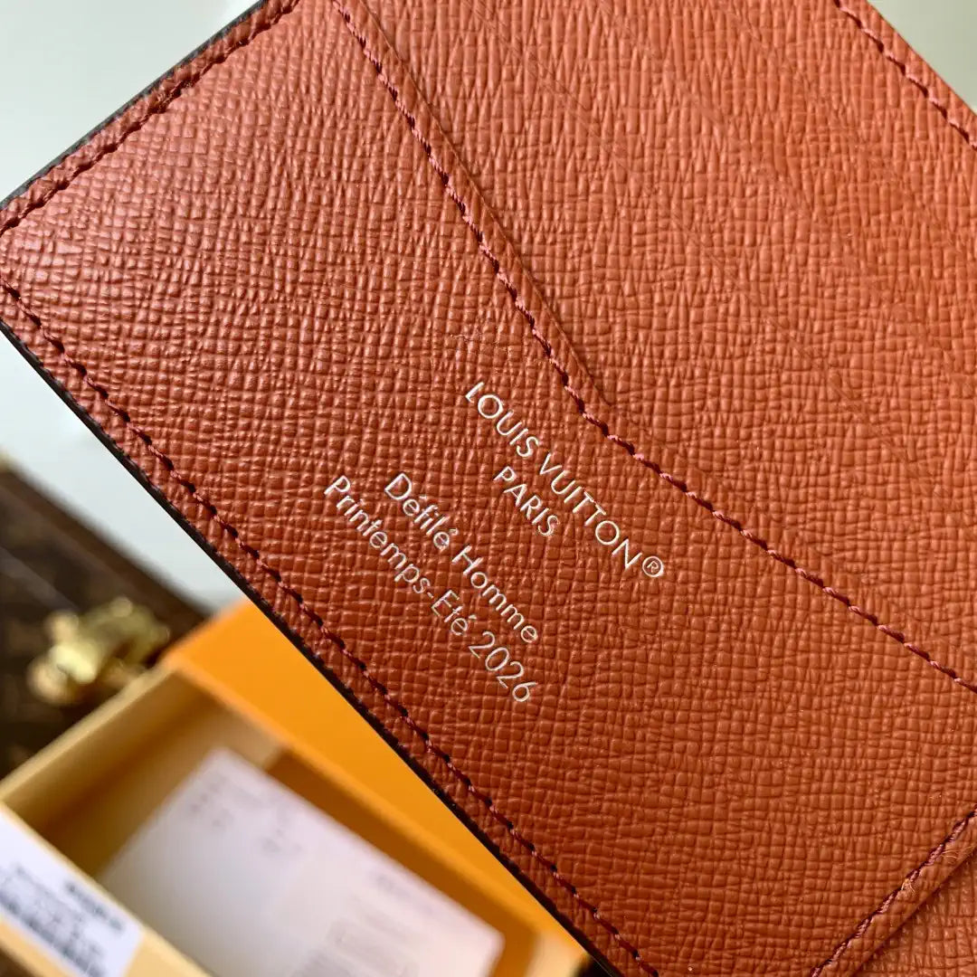 Louis Vuitton LV M28006 Gradient Orange HULTlPLE Wallet