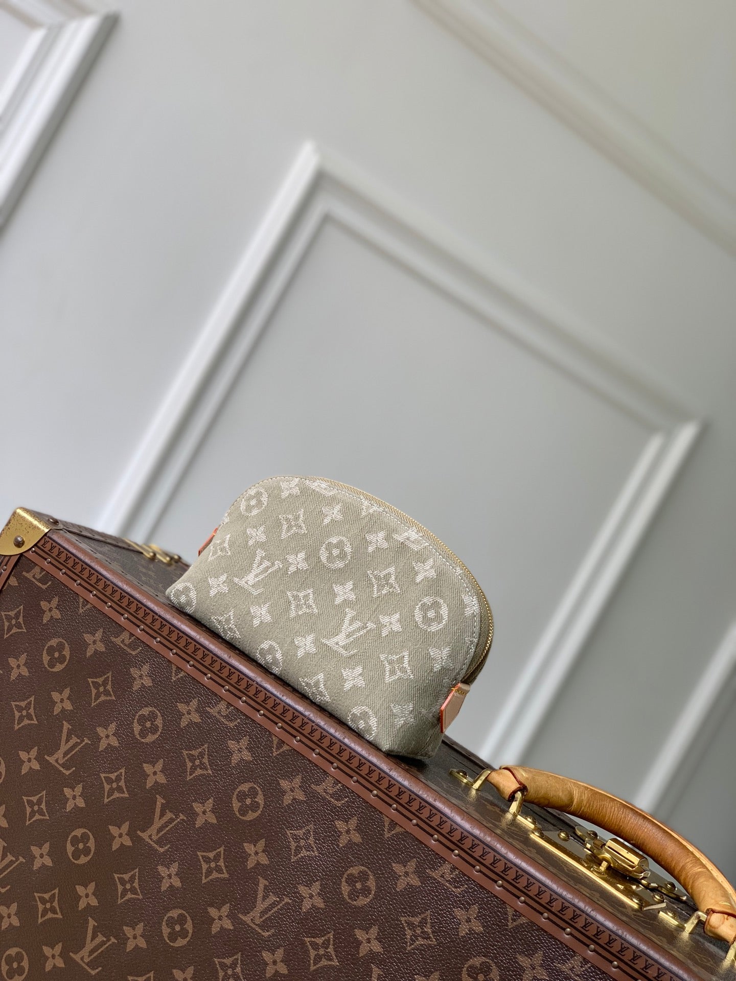 Louis Vuitton LV M28050 Pochette Cosmétique PM Green Denim