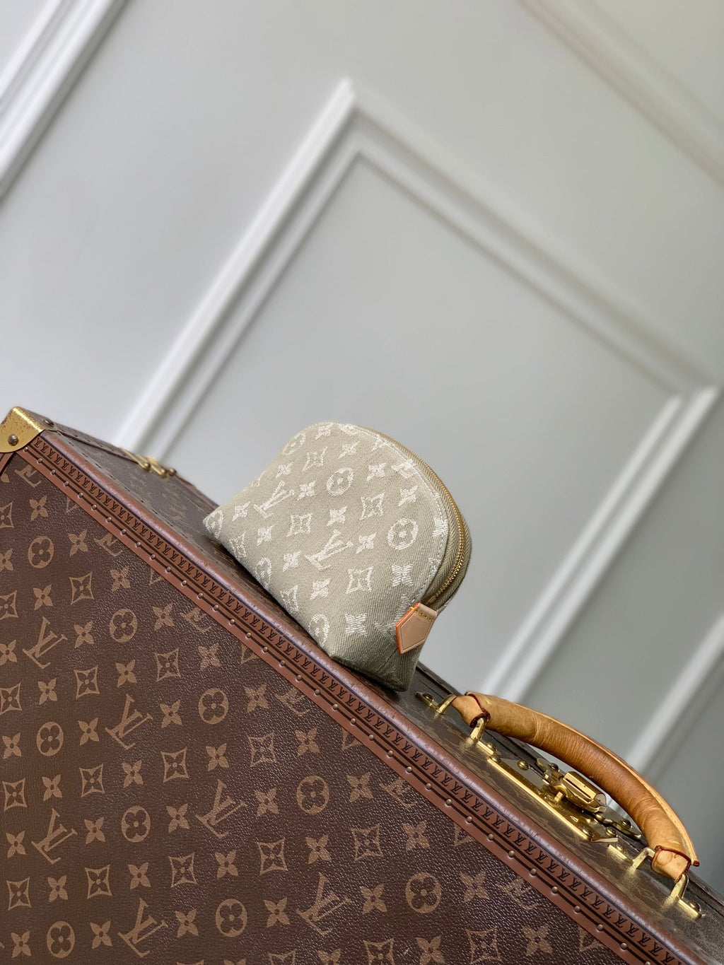 Louis Vuitton LV M28050 Pochette Cosmétique PM Green Denim