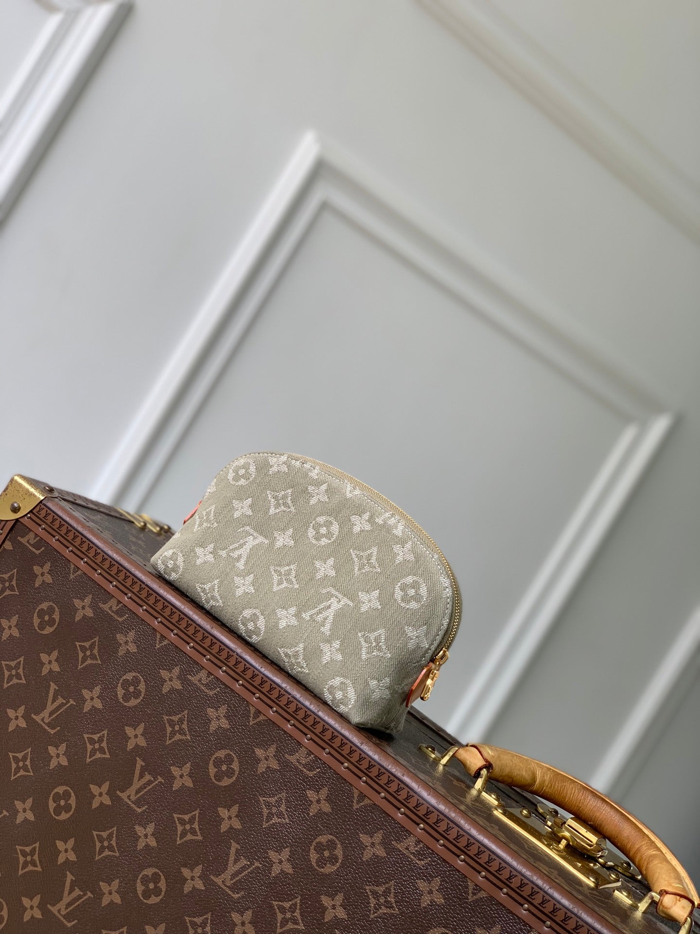 Louis Vuitton LV M28050 Pochette Cosmétique PM Green Denim