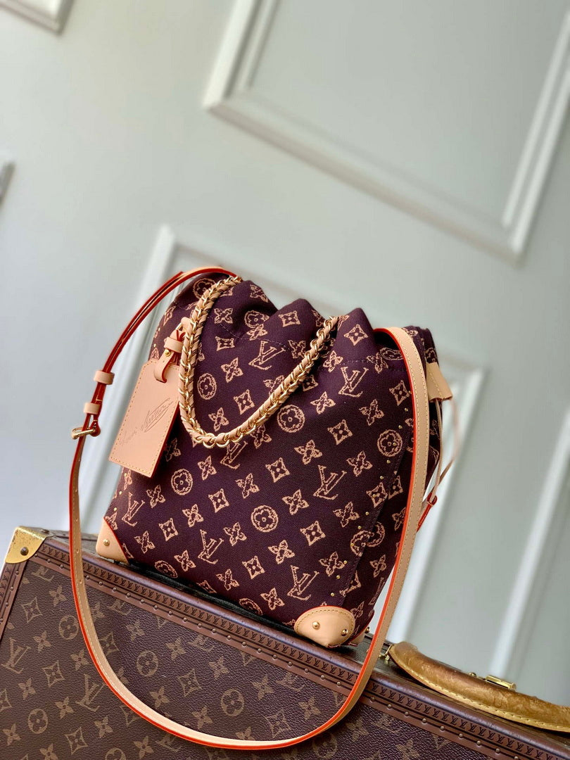 Louis Vuitton LV M28103 Noe Trunk Bag Brown