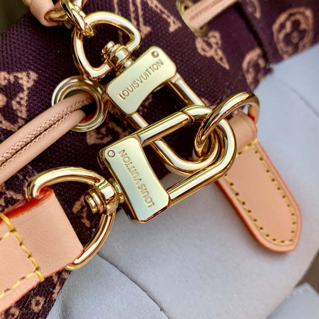 Louis Vuitton LV M28103 Noe Trunk Bag Brown