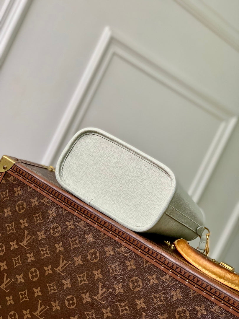 Louis Vuitton LV M28236 Neverfull Bandoulière Inside Out BB Bag Monogram Celadon