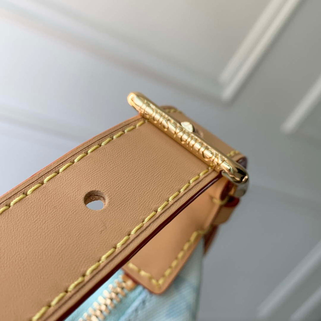 Louis Vuitton LV M28250 Pochette Hills Bag Blue