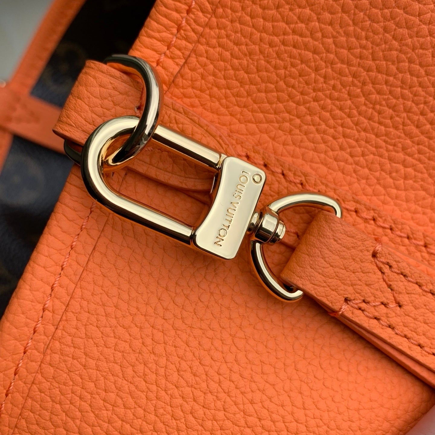 Louis Vuitton LV M28337 Neverfull Bandoulière Inside Out BB Bag Monogram Orange - Default Title - View 14