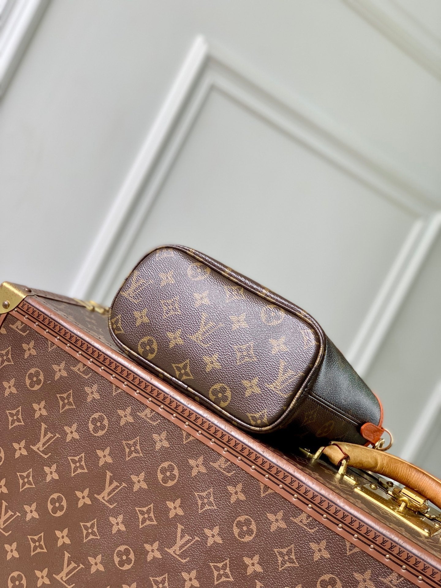 Louis Vuitton LV M28337 Neverfull Bandoulière Inside Out BB Bag Monogram Orange