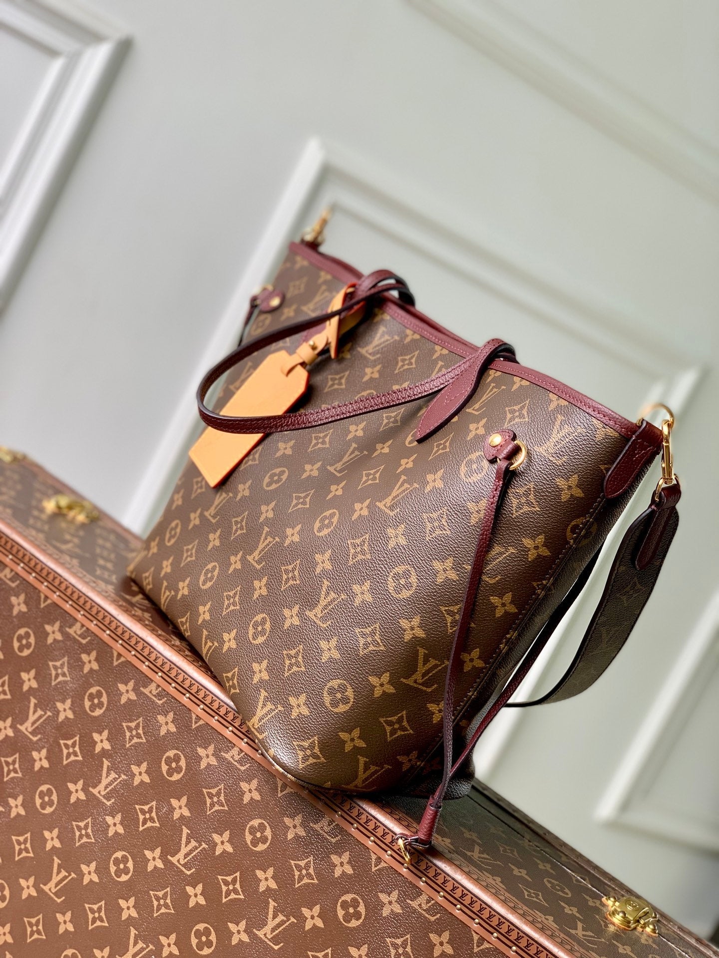 Louis Vuitton LV M28377 Neverfull Inside Out MM Bag