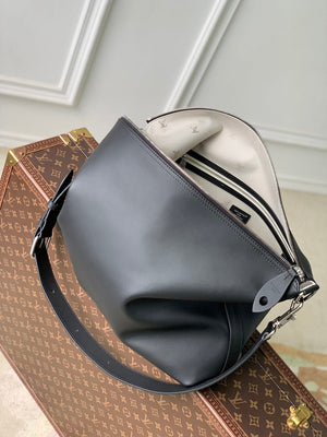 Louis Vuitton  LV M28392 Vagabond Hobo Bag Black - Default Title - View 3