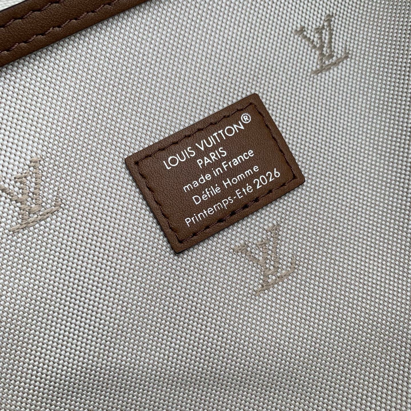 Louis Vuitton LV M28392 Vagabond Hobo Bag Caramel - Default Title - View 10