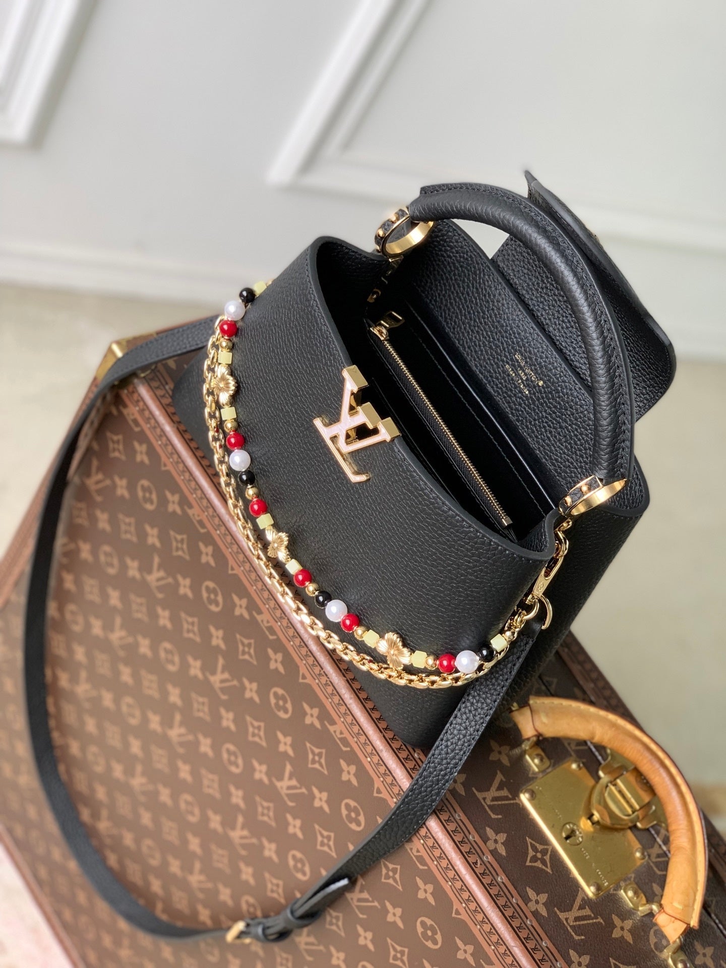 Louis Vuitton LV M28455 Capucines BB Bag Black - Default Title - View 3