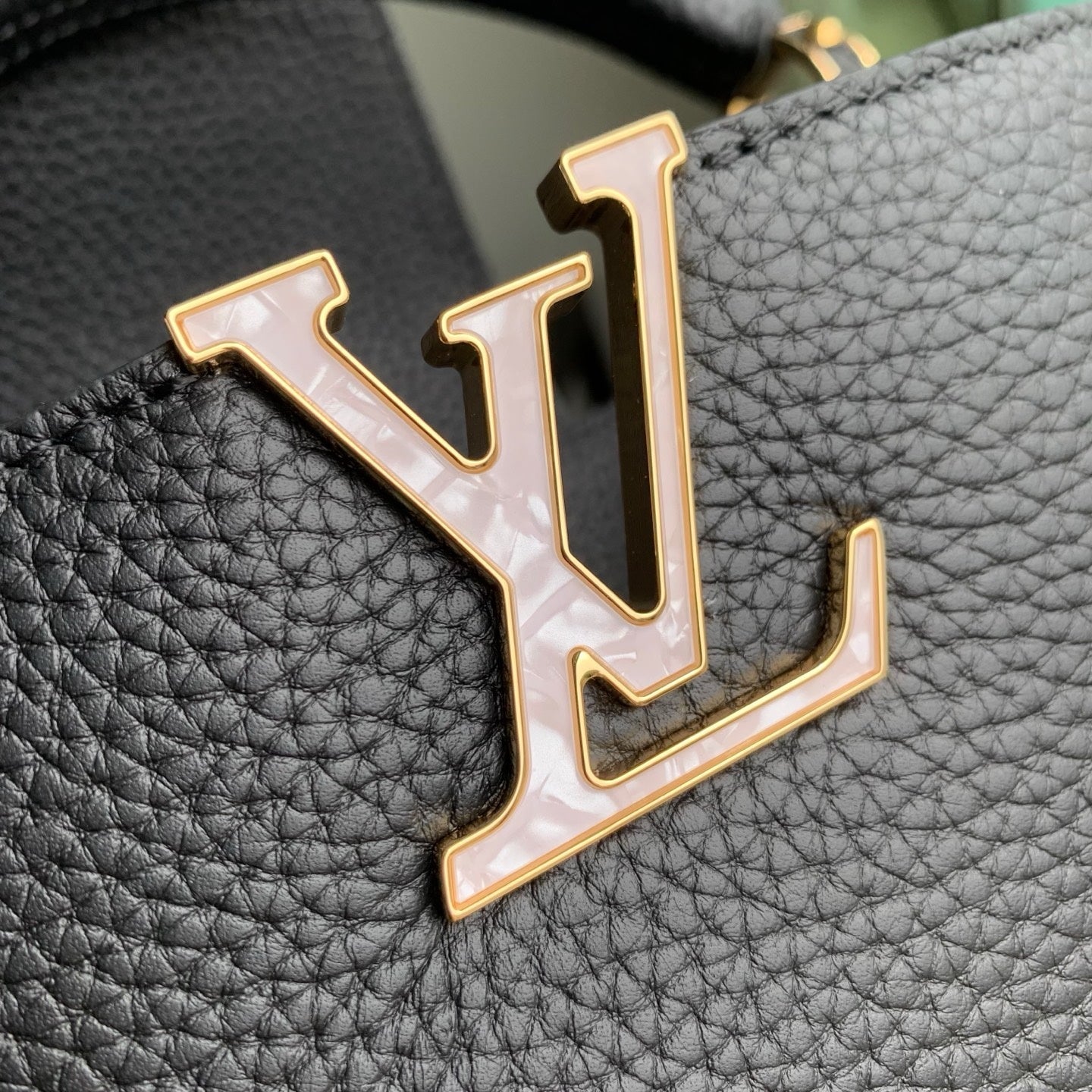 Louis Vuitton LV M28455 Capucines BB Bag Black - Default Title - View 7
