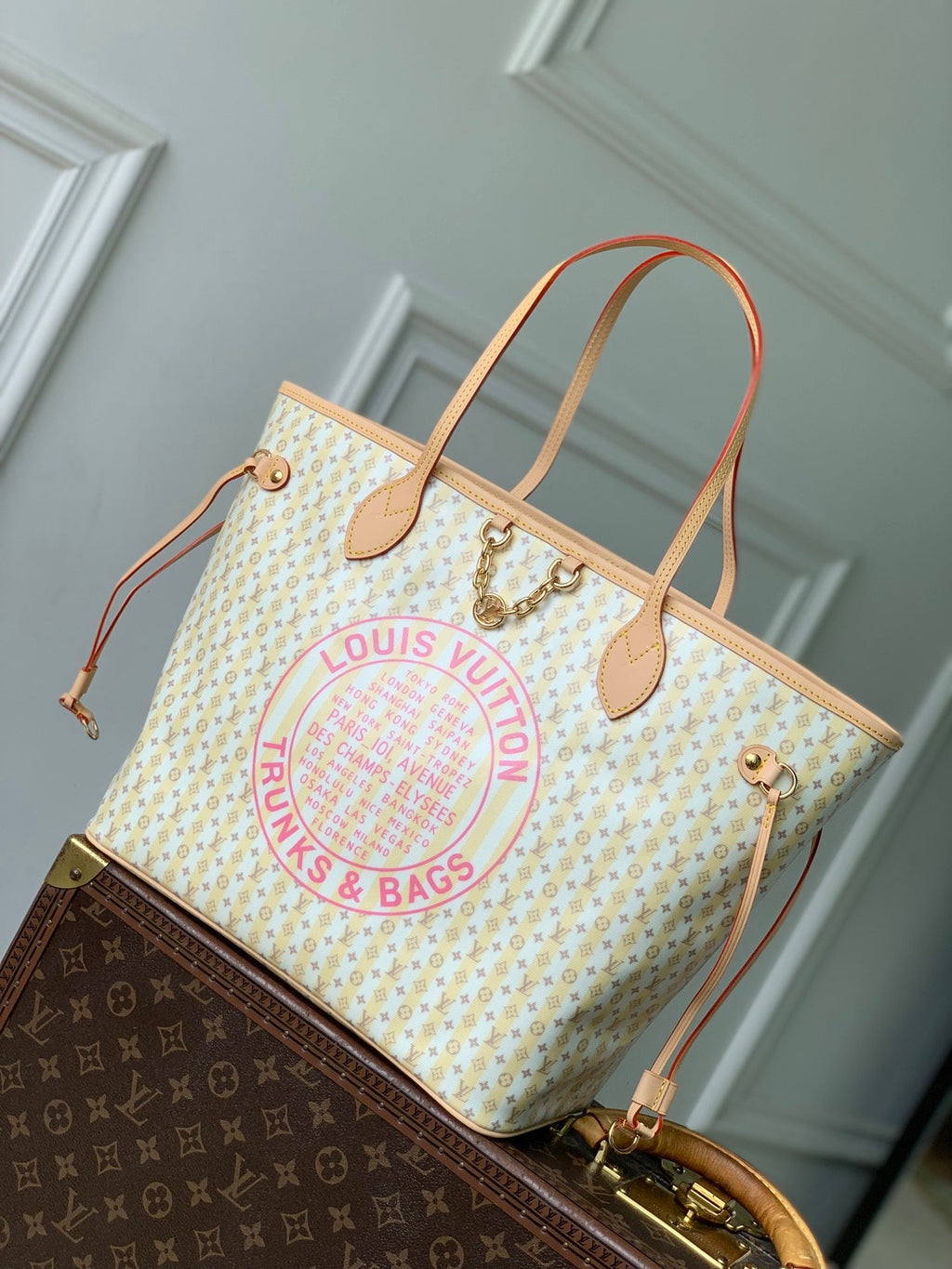 Louis Vuitton LV M28457 Neverfull MM Bag Banana