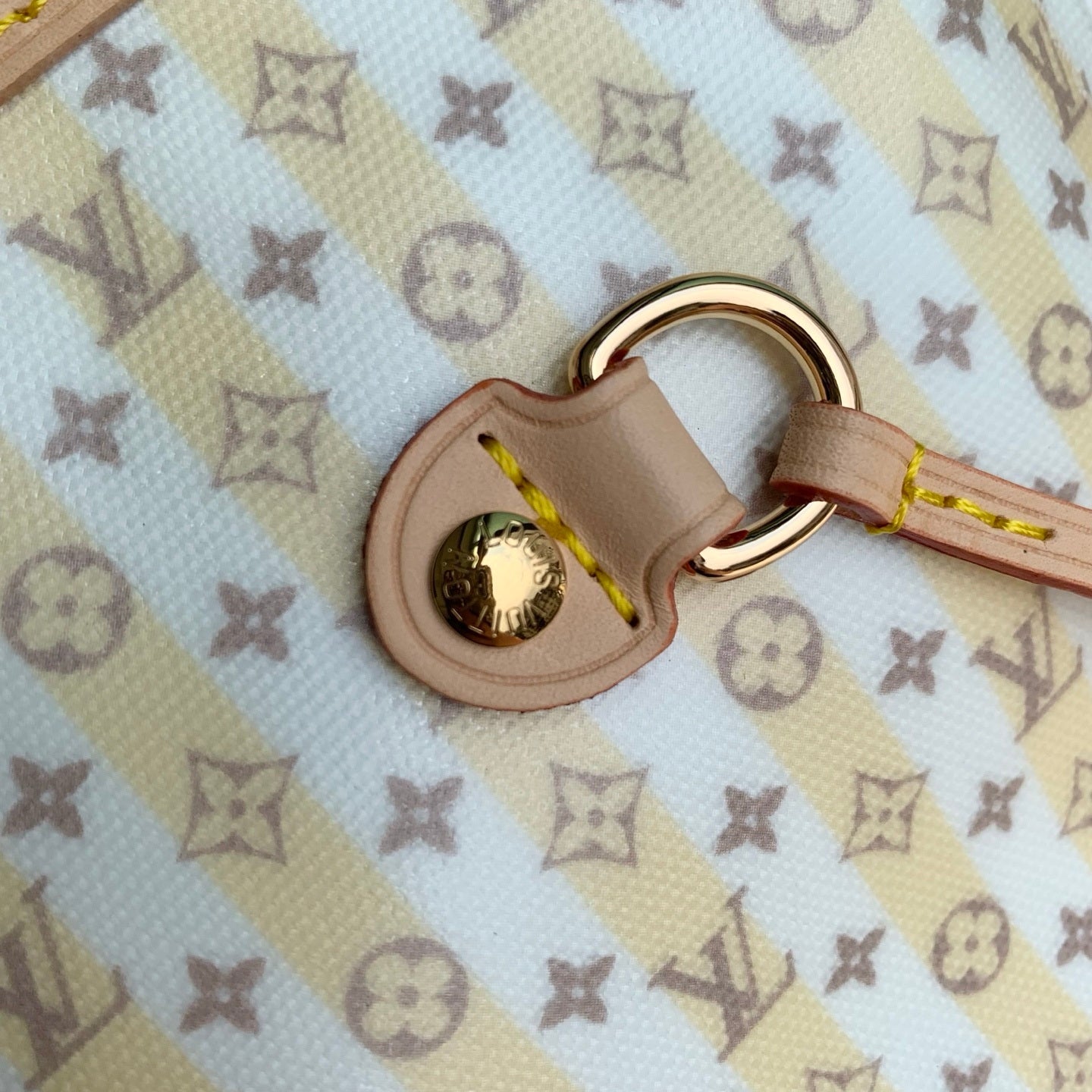 Louis Vuitton LV M28457 Neverfull MM Bag Banana - Default Title - View 10