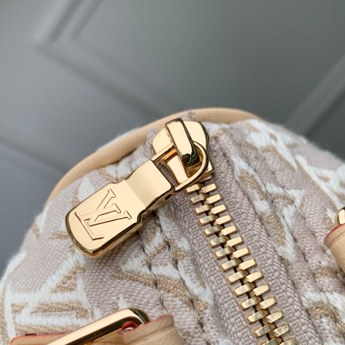 Louis Vuitton  LV M28502 Nano Speedy Bag - Default Title - View 7