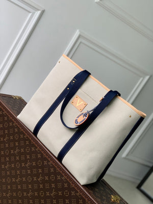 Louis Vuitton LV M28503 Escale Bag Ocean Blue - Default Title - View 1