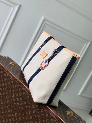 Louis Vuitton LV M28503 Escale Bag Ocean Blue - Default Title - View 2
