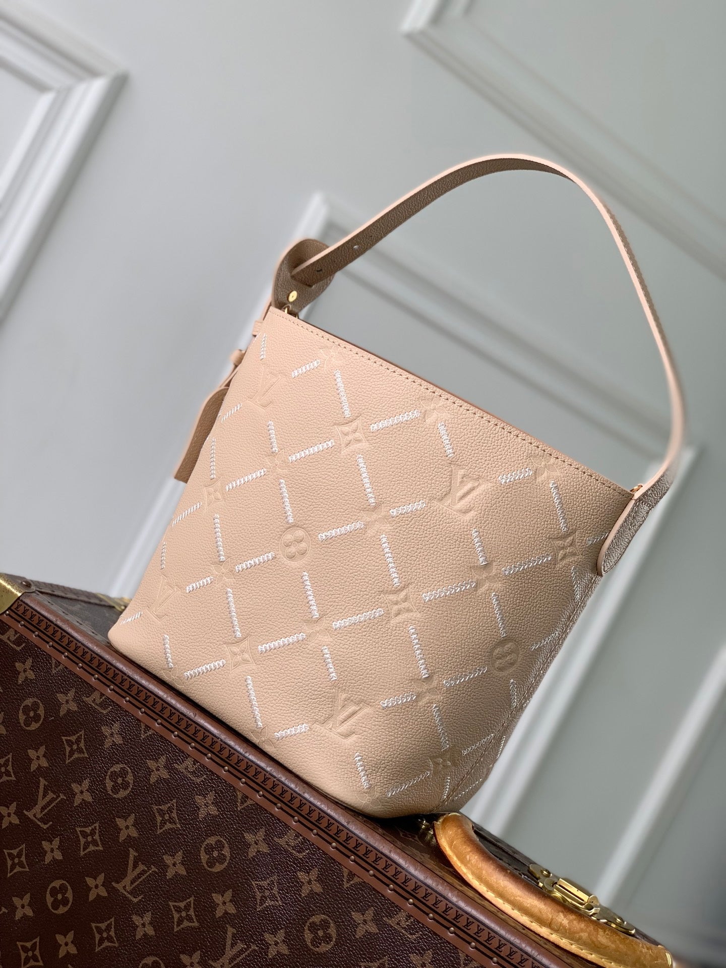 Louis Vuitton LV M28524 All In MM Bag Hazelnut Couture - Default Title - View 3
