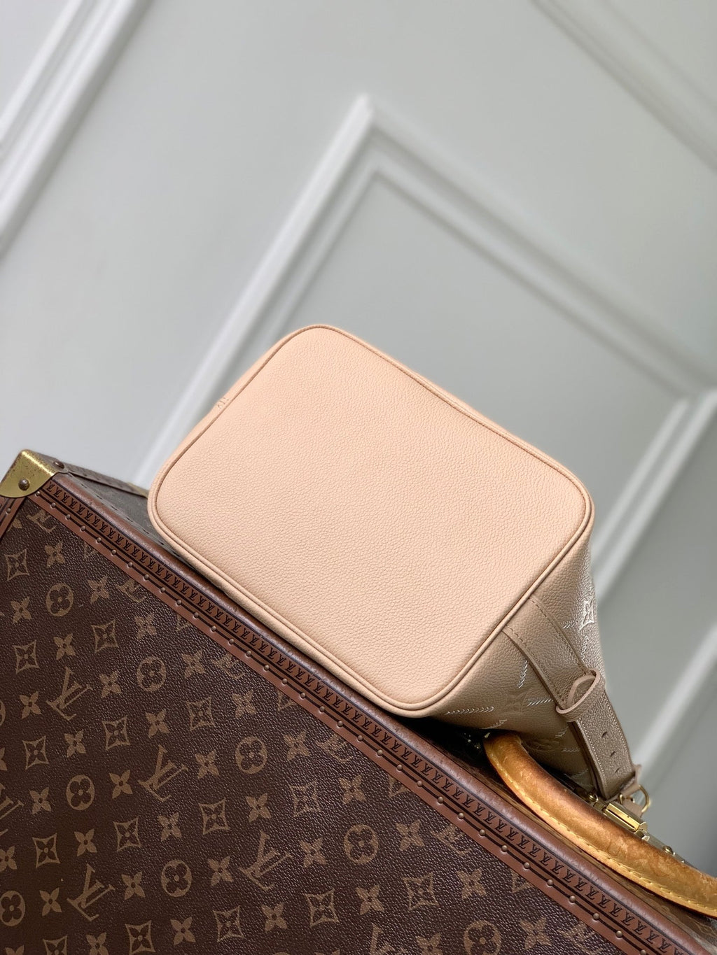 Louis Vuitton LV M28524 All In MM Bag Hazelnut Couture